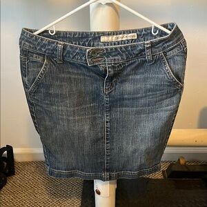 Dkny Women's Blue Denim Skirt